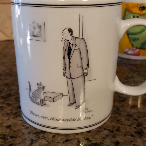 4 cat mugs - Picture 8 of 12